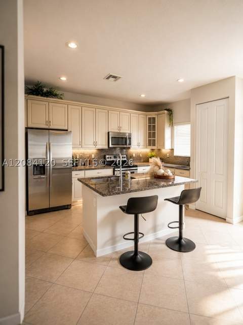 878 NE 191st St, Miami FL - photo 7 of 22