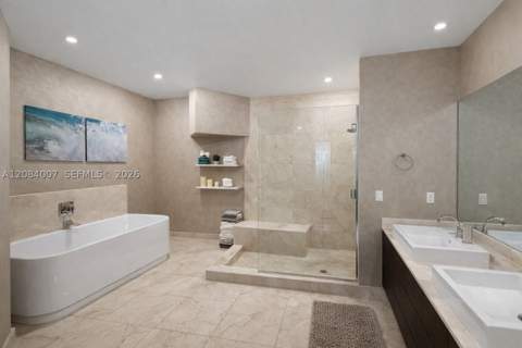 250 NE Sunny Isles Blvd Th-407, Sunny Isles Beach FL - photo 11 of 18