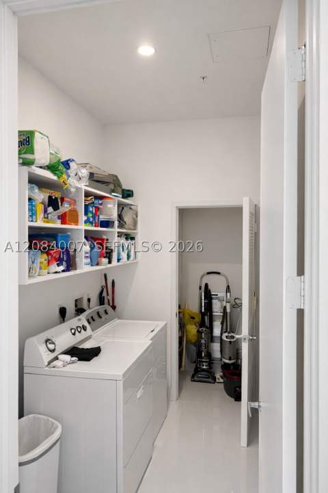250 NE Sunny Isles Blvd Th-407, Sunny Isles Beach FL - photo 14 of 18