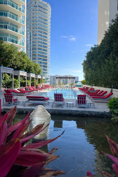 250 NE Sunny Isles Blvd Th-407, Sunny Isles Beach FL - photo 17 of 18