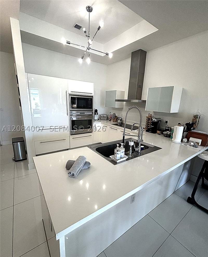 3 bedroom Condominium at 250 NE Sunny Isles Blvd Th-407, St Tropez On The Bay III, Sunny Isles Beach — photo 5