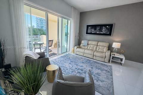 250 NE Sunny Isles Blvd Th-407, Sunny Isles Beach FL - photo 8 of 18