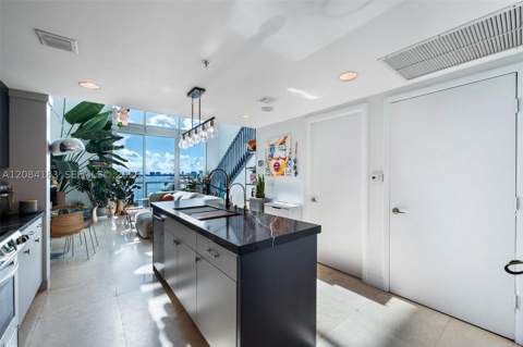 665 NE 25th St 403, Miami FL - photo 10 of 72