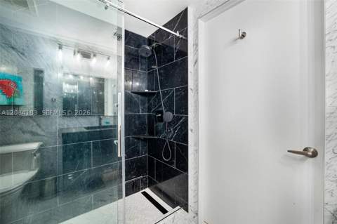 665 NE 25th St 403, Miami FL - photo 22 of 72