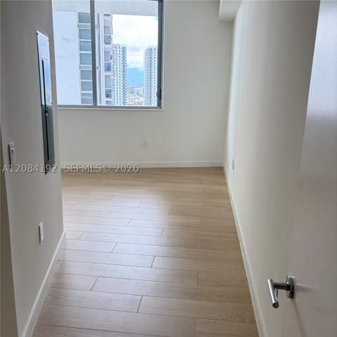 1400 Biscayne Blvd 2003, Miami FL - photo 18 of 28