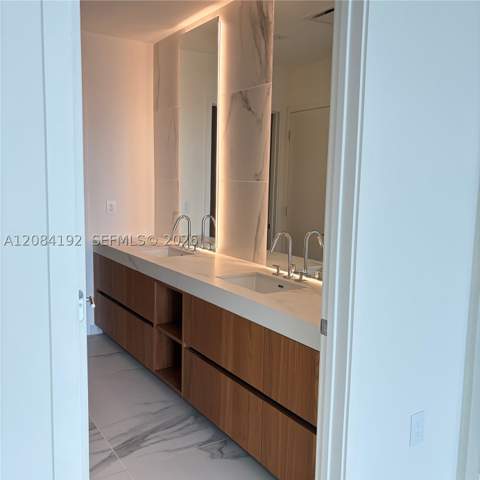1400 Biscayne Blvd 2003, Miami FL - photo 6 of 28