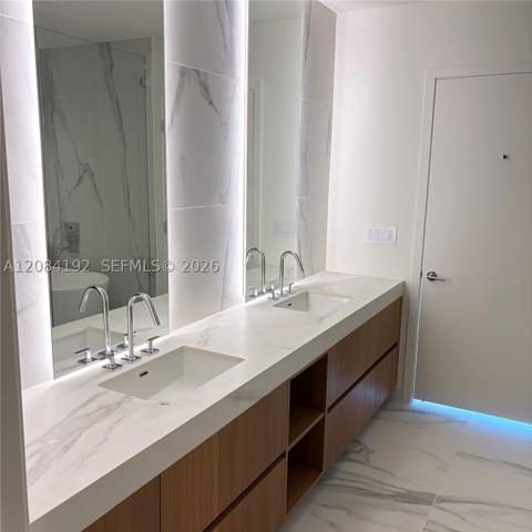 1400 Biscayne Blvd 2003, Miami FL - photo 8 of 28