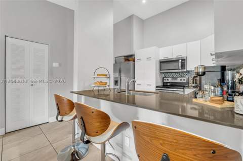 18226 Mediterranean Blvd 7-16, Hialeah FL - photo 12 of 37