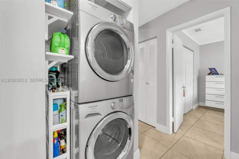 18226 Mediterranean Blvd 7-16, Hialeah FL - photo 20 of 37