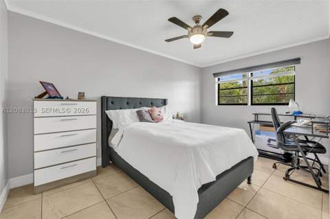 18226 Mediterranean Blvd 7-16, Hialeah FL - photo 21 of 37