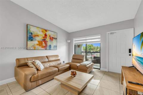 18226 Mediterranean Blvd 7-16, Hialeah FL - photo 9 of 37