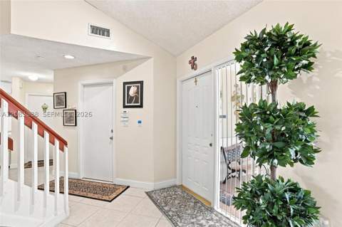 18209 NW 61st Ct, Hialeah FL - photo 8 of 45