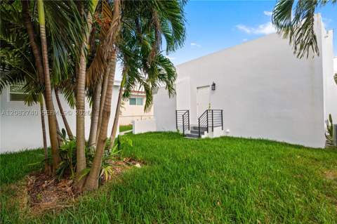 1274 NW 55th Ter, Miami FL - photo 7 of 39