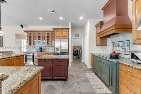 2825 Fairways Dr, Homestead FL - photo 7 of 35