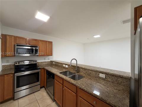 22411 SW 88th Pl 6-26, Cutler Bay FL - photo 13 of 34