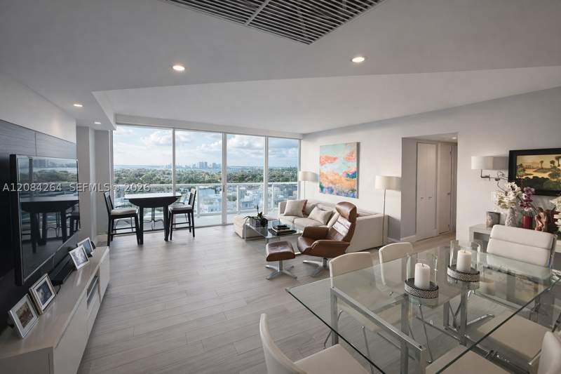 2 bedroom Condominium at 5900 Collins Ave 1405, The Grandview Condo, Miami Beach — photo 5