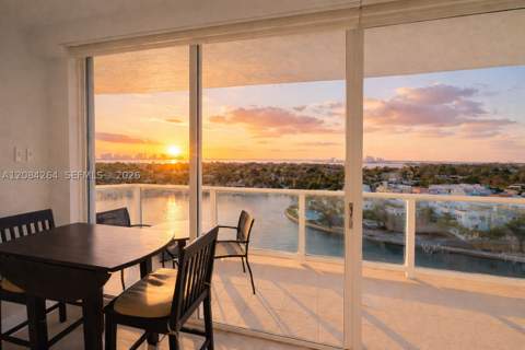 5900 Collins Ave 1405, Miami Beach FL - photo 7 of 41