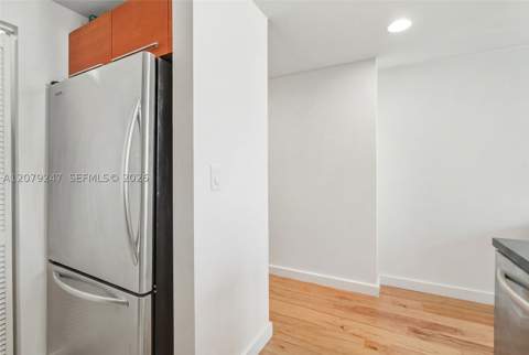 253 NE 2nd St 1007, Miami FL - photo 14 of 45