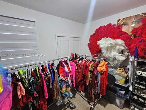 300 NE 12th St, Florida City FL - photo 13 of 61