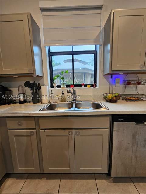 300 NE 12th St, Florida City FL - photo 19 of 61