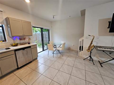 300 NE 12th St, Florida City FL - photo 20 of 61