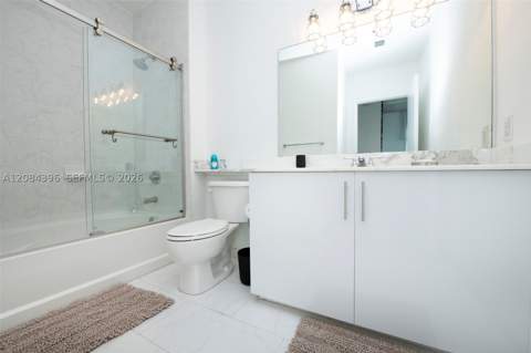 234 NE 3rd St Uph01, Miami FL - photo 16 of 33