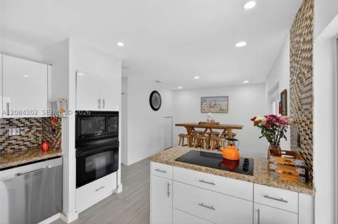 13758 SW 160th Ter, Miami FL - photo 14 of 50
