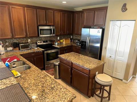 13986 SW 276th Way, Homestead FL - photo 13 of 31