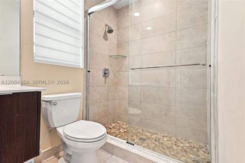 10455 NW 82nd St 10, Doral FL - photo 15 of 42