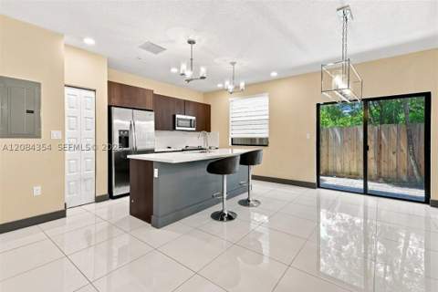 10455 NW 82nd St 10, Doral FL - photo 6 of 42