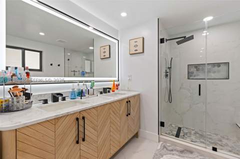 17374 NW 66th Pl, Hialeah FL - photo 19 of 32