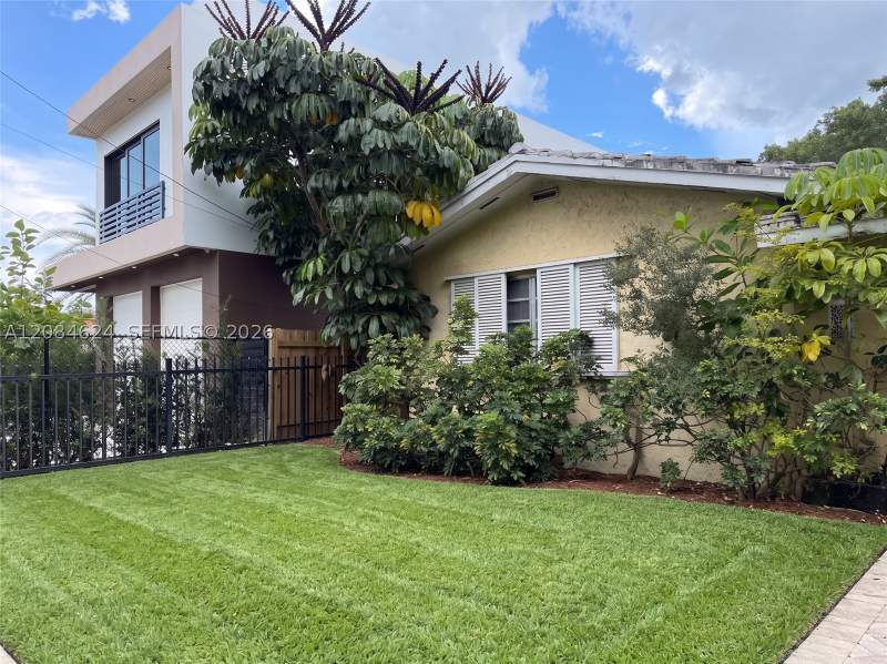 4 bedroom SingleFamilyResidence at 298 NW 48th St, Buena Vista Heights Exten, Miami — photo 2