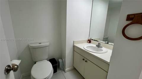 2780 NE 183rd St 303, Aventura FL - photo 21 of 38