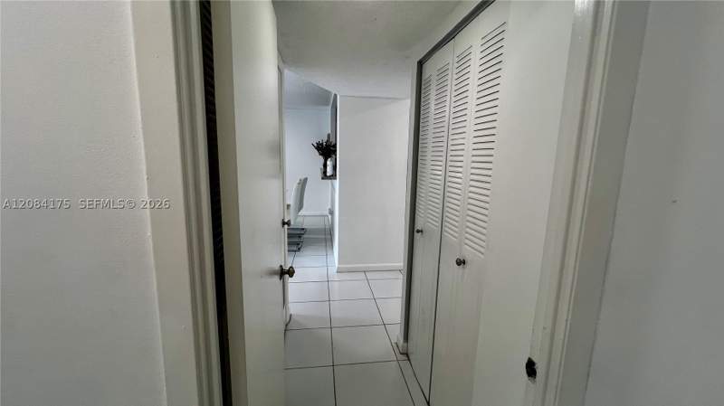 1 bedroom Condominium at 2780 NE 183rd St 303, Commodore Plaza Condo, Aventura — photo 3