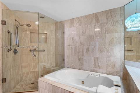 21205 Yacht Club Dr 2405+Den, Aventura FL - photo 19 of 37