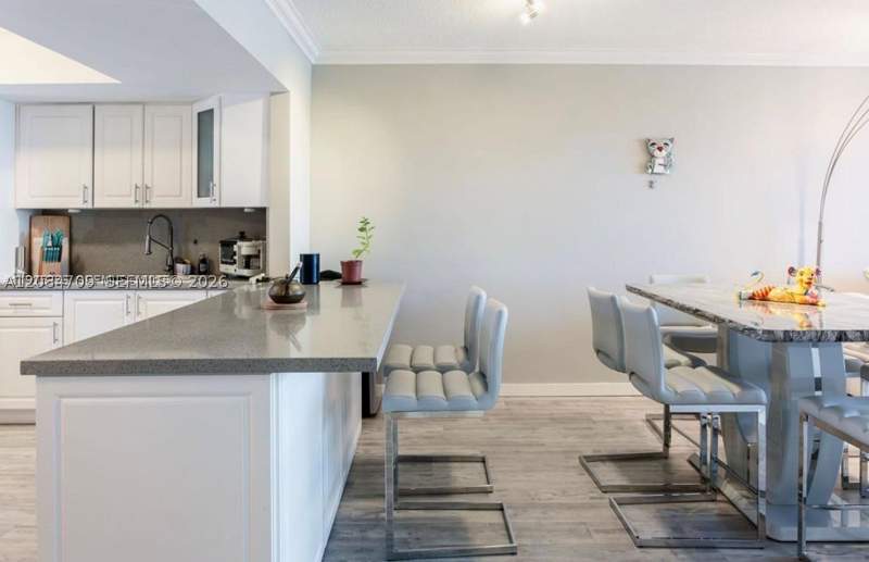 2 bedroom Condominium at 18555 NE 14th Ave 619, Sixth Moorings Condo, Miami — photo 3