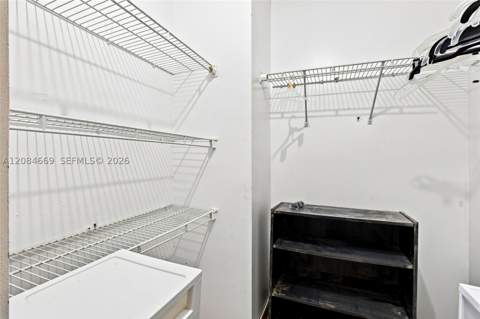 9905 NW 9th St Cir 12-21, Miami FL - photo 17 of 32