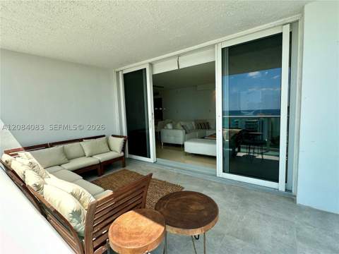 100 Bayview Dr 1405, Sunny Isles Beach FL - photo 18 of 46