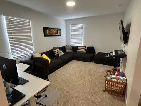 631 NE 4th Ter, Florida City FL - photo 14 of 108
