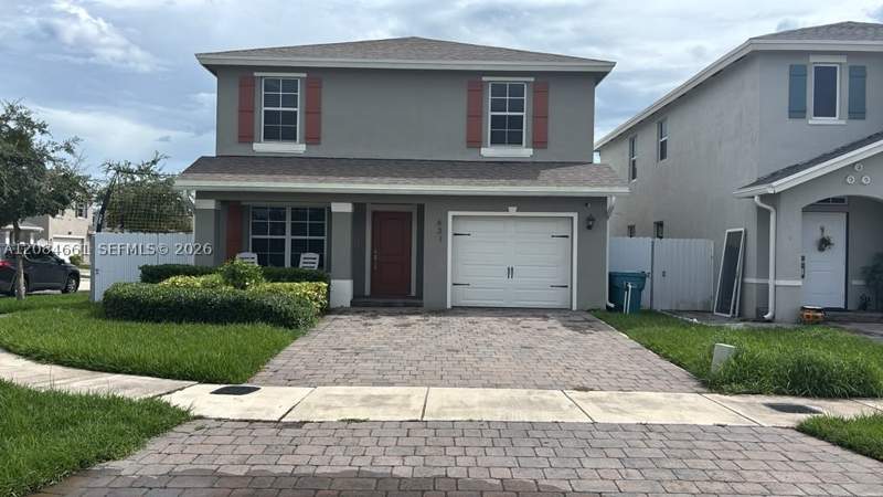 4 bedroom SingleFamilyResidence at 631 NE 4th Ter, Royal Homes West, Florida City — photo 2