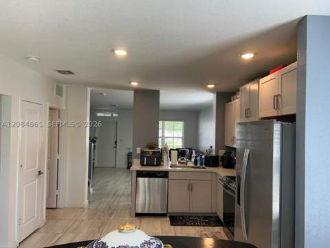 631 NE 4th Ter, Florida City FL - photo 23 of 108