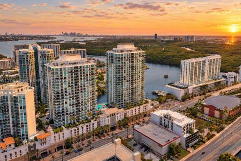 330 Sunny Isles Blvd 5-801, Sunny Isles Beach FL - photo 13 of 15