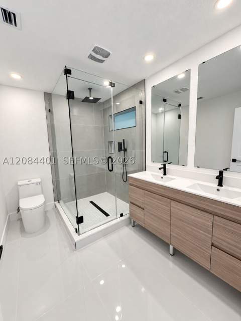 930 NE 163rd St, North Miami Beach FL - photo 21 of 24