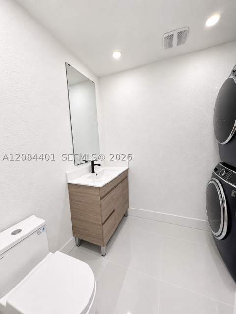 930 NE 163rd St, North Miami Beach FL - photo 22 of 24