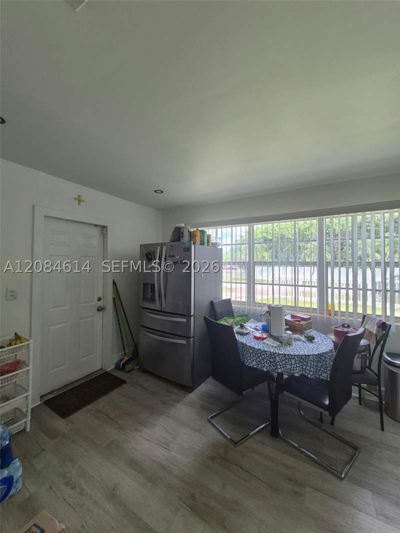 3 bedroom SingleFamilyResidence at 3810 NW 195th St, Carol City 2nd Addn, Miami Gardens — photo 4