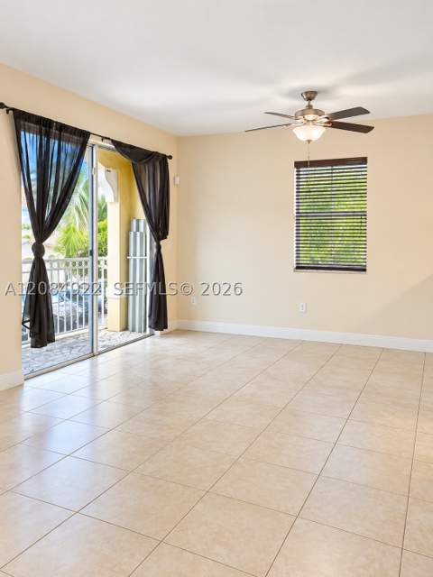 8906 W Flagler St 222, Miami FL - photo 10 of 39