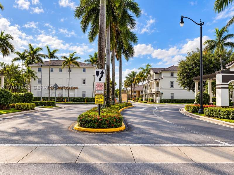2 bedroom Condominium at 8906 W Flagler St 222, Century Park Condo, Miami — photo 2