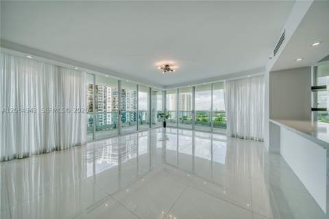 2127 Brickell Ave 1605, Miami FL - photo 14 of 36