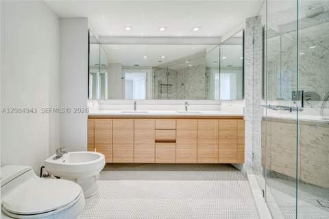 2127 Brickell Ave 1605, Miami FL - photo 22 of 36