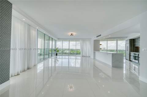 2127 Brickell Ave 1605, Miami FL - photo 7 of 36